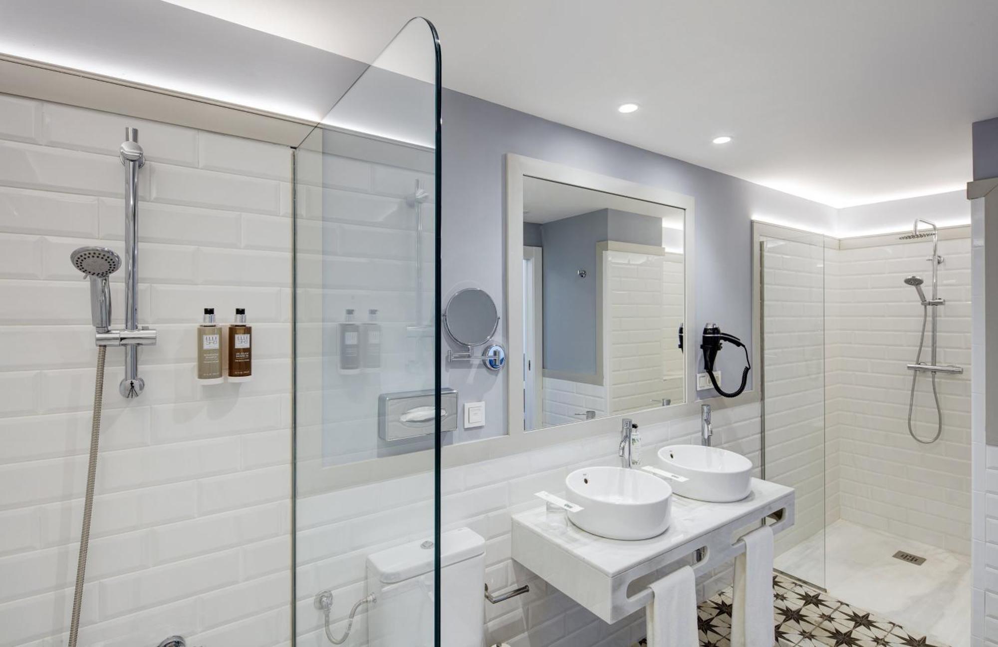 Sercotel Granada Suites Eksteriør billede