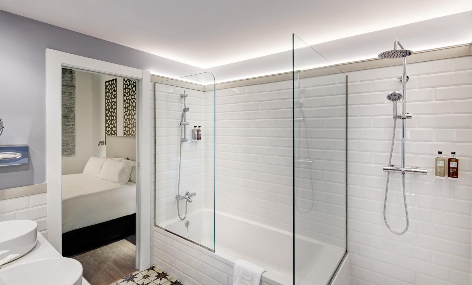 Sercotel Granada Suites Eksteriør billede